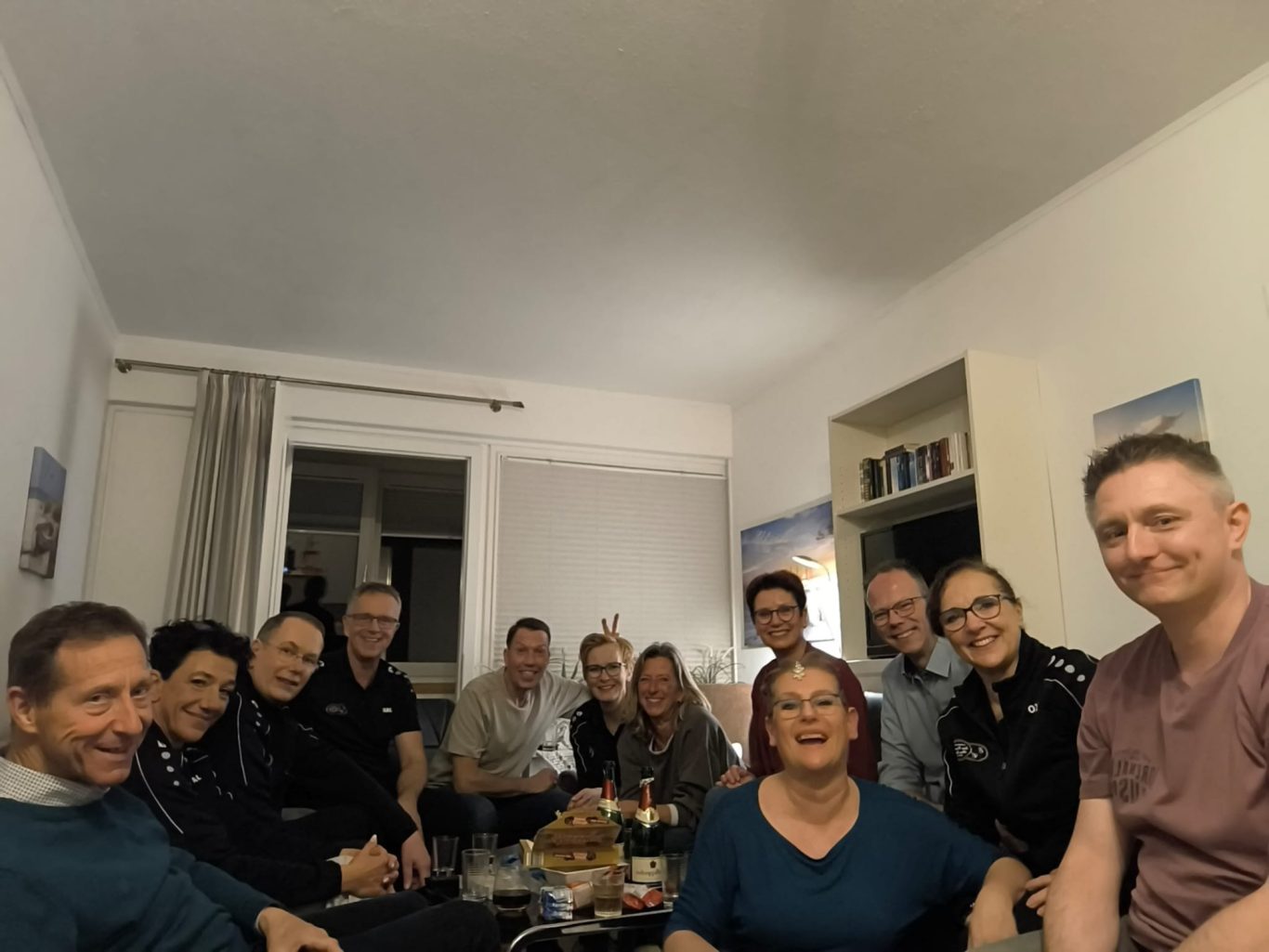 Nach(t)...besprechung 🥂