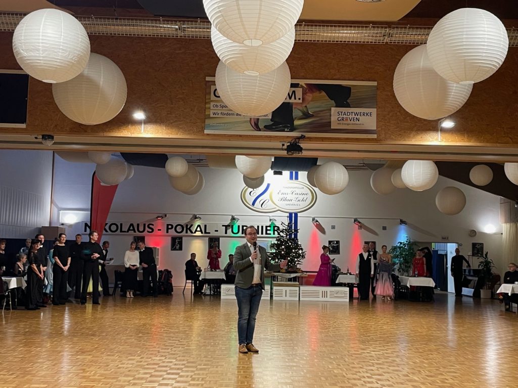 Begrüßung, lasst die Turniere beginnen