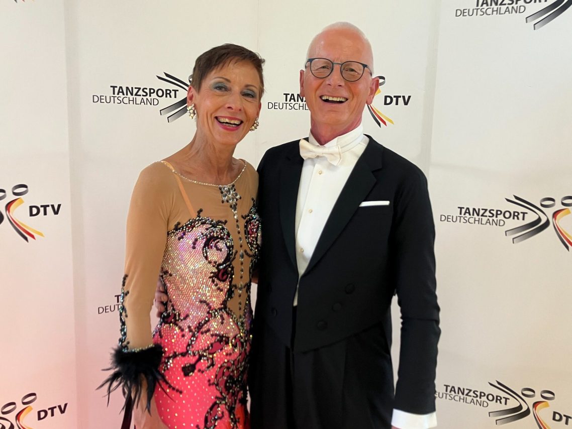 Nicole und Christian, Links im Bild